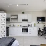 Luxurious Cosy Studio For 2